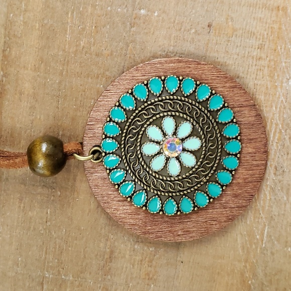 Boho-style Elements Necklace & Earring Set - Picture 3 of 4